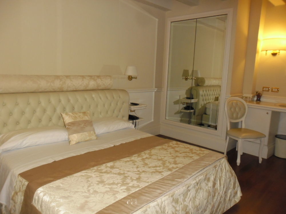 Santa Chiara Hotel